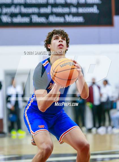 Thumbnail 3 in Westlake vs Long Beach Poly (St. Francis Holiday Hoopfest Tournament Final) photogallery.