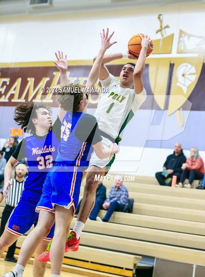 Thumbnail 3 in Westlake vs Long Beach Poly (St. Francis Holiday Hoopfest Tournament Final) photogallery.