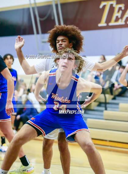 Thumbnail 2 in Westlake vs Long Beach Poly (St. Francis Holiday Hoopfest Tournament Final) photogallery.