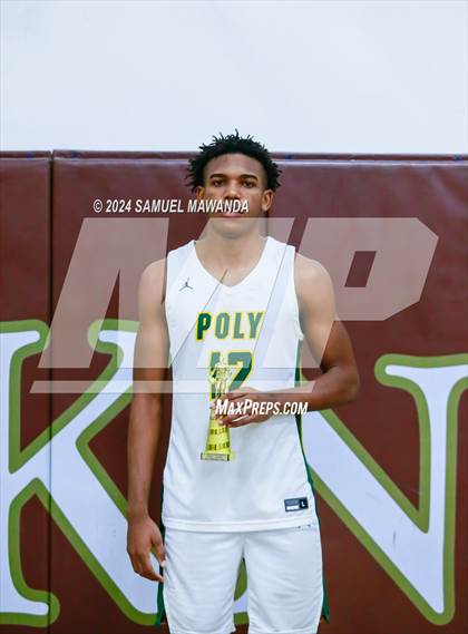 Thumbnail 1 in Westlake vs Long Beach Poly (St. Francis Holiday Hoopfest Tournament Final) photogallery.