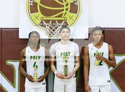 Thumbnail 3 in Westlake vs Long Beach Poly (St. Francis Holiday Hoopfest Tournament Final) photogallery.