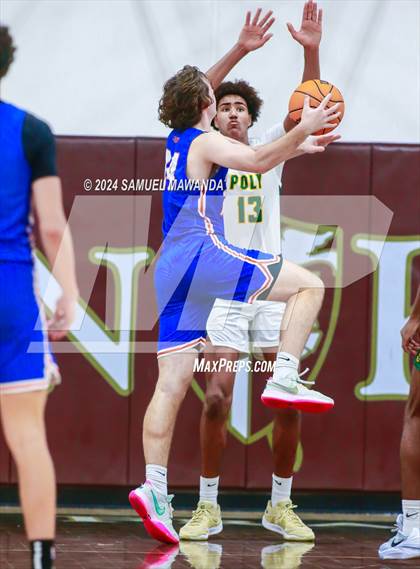 Thumbnail 1 in Westlake vs Long Beach Poly (St. Francis Holiday Hoopfest Tournament Final) photogallery.