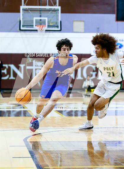 Thumbnail 2 in Westlake vs Long Beach Poly (St. Francis Holiday Hoopfest Tournament Final) photogallery.