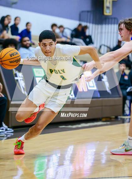 Thumbnail 3 in Westlake vs Long Beach Poly (St. Francis Holiday Hoopfest Tournament Final) photogallery.