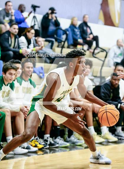 Thumbnail 1 in Westlake vs Long Beach Poly (St. Francis Holiday Hoopfest Tournament Final) photogallery.