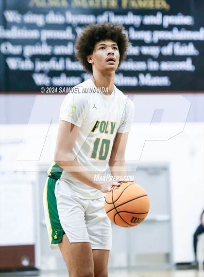 Thumbnail 1 in Westlake vs Long Beach Poly (St. Francis Holiday Hoopfest Tournament Final) photogallery.