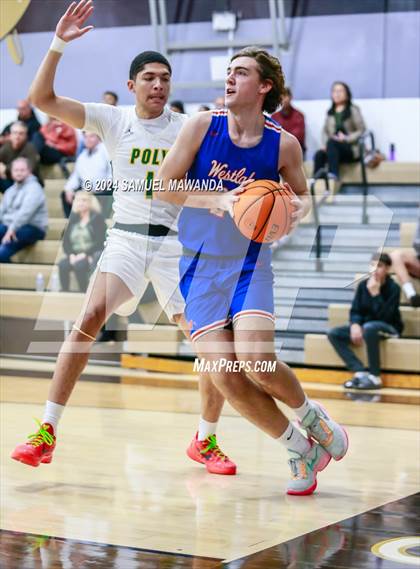Thumbnail 1 in Westlake vs Long Beach Poly (St. Francis Holiday Hoopfest Tournament Final) photogallery.