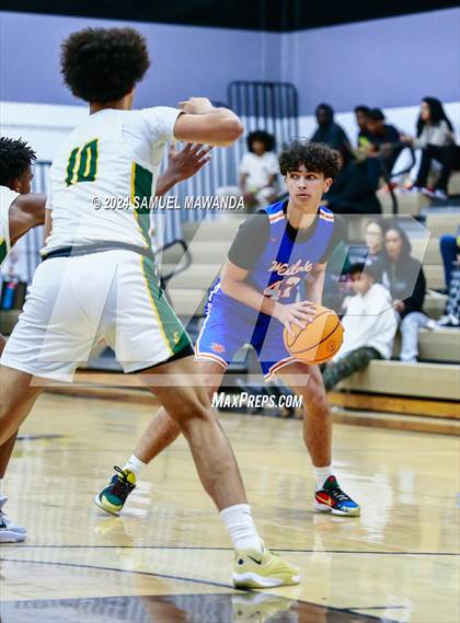Thumbnail 3 in Westlake vs Long Beach Poly (St. Francis Holiday Hoopfest Tournament Final) photogallery.