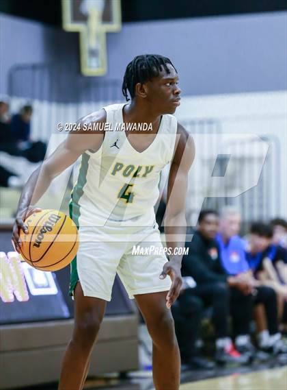 Thumbnail 1 in Westlake vs Long Beach Poly (St. Francis Holiday Hoopfest Tournament Final) photogallery.