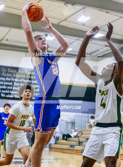 Thumbnail 1 in Westlake vs Long Beach Poly (St. Francis Holiday Hoopfest Tournament Final) photogallery.