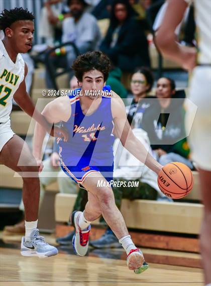 Thumbnail 1 in Westlake vs Long Beach Poly (St. Francis Holiday Hoopfest Tournament Final) photogallery.