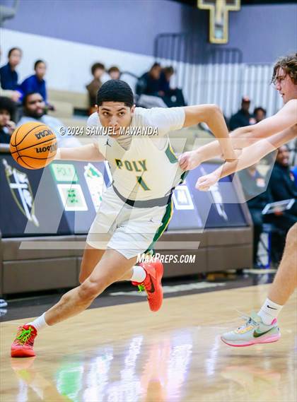 Thumbnail 2 in Westlake vs Long Beach Poly (St. Francis Holiday Hoopfest Tournament Final) photogallery.