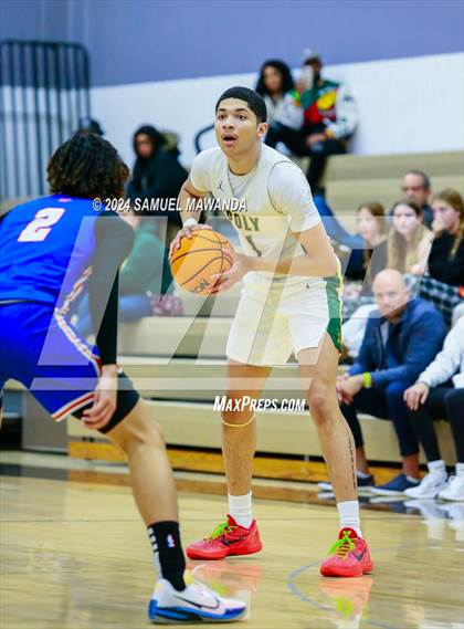 Thumbnail 1 in Westlake vs Long Beach Poly (St. Francis Holiday Hoopfest Tournament Final) photogallery.