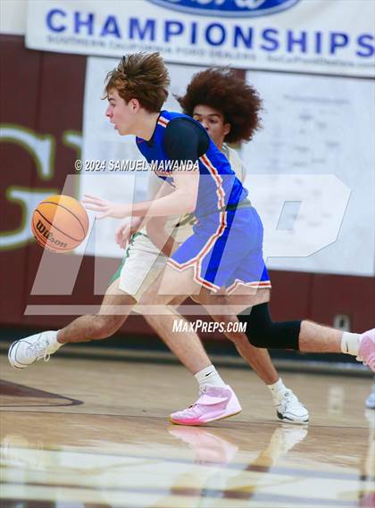 Thumbnail 1 in Westlake vs Long Beach Poly (St. Francis Holiday Hoopfest Tournament Final) photogallery.
