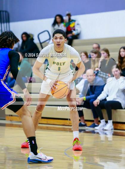 Thumbnail 2 in Westlake vs Long Beach Poly (St. Francis Holiday Hoopfest Tournament Final) photogallery.