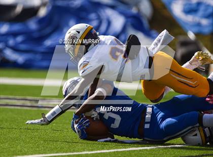 Thumbnail 2 in Jersey Village vs Cypress Creek photogallery.
