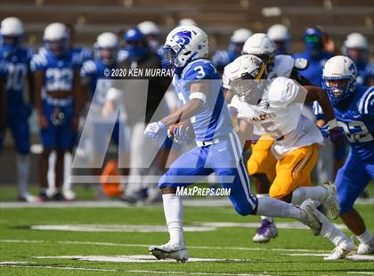 Thumbnail 3 in Jersey Village vs Cypress Creek photogallery.
