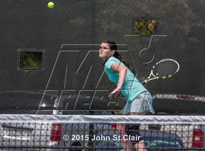Thumbnail 2 in TSSAA District 8 Championship (Day 1) photogallery.