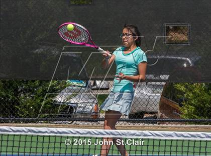 Thumbnail 3 in TSSAA District 8 Championship (Day 1) photogallery.