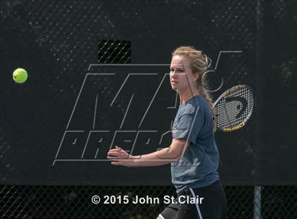 Thumbnail 2 in TSSAA District 8 Championship (Day 1) photogallery.