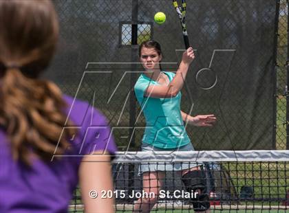 Thumbnail 1 in TSSAA District 8 Championship (Day 1) photogallery.