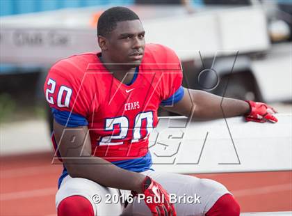 Thumbnail 2 in Westlake vs. Cedar Park (Scrimmage) photogallery.