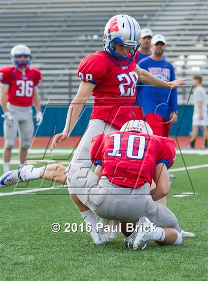 Thumbnail 1 in Westlake vs. Cedar Park (Scrimmage) photogallery.