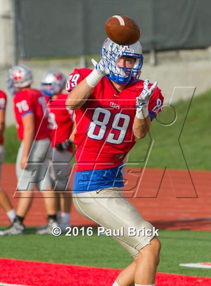 Thumbnail 2 in Westlake vs. Cedar Park (Scrimmage) photogallery.