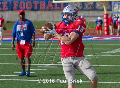 Thumbnail 1 in Westlake vs. Cedar Park (Scrimmage) photogallery.