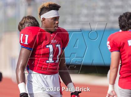 Thumbnail 3 in Westlake vs. Cedar Park (Scrimmage) photogallery.