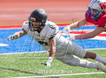 Thumbnail 3 in Westlake vs. Cedar Park (Scrimmage) photogallery.