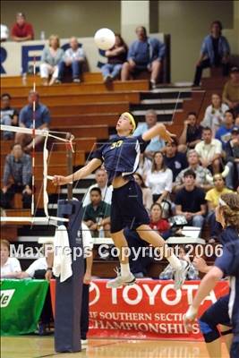 Thumbnail 3 in Costa Mesa vs Santa Monica (D3 Section Final) photogallery.