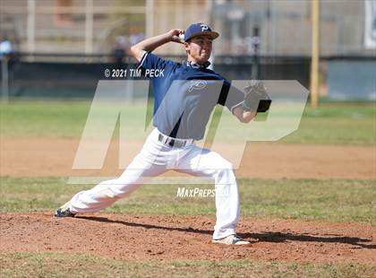Thumbnail 1 in Kennedy @ Pacifica photogallery.