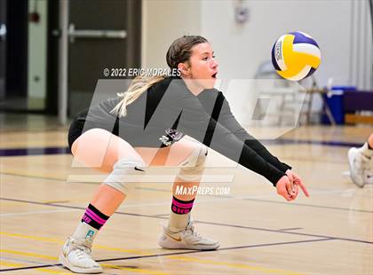 Thumbnail 3 in El Capitan @ Santana photogallery.