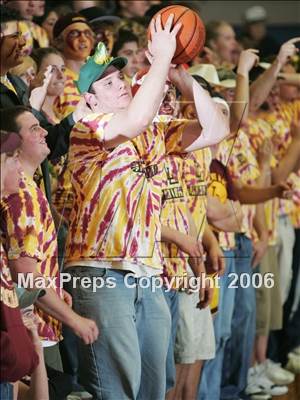 Thumbnail 1 in Eureka @ Las Lomas (Section Playoffs) photogallery.