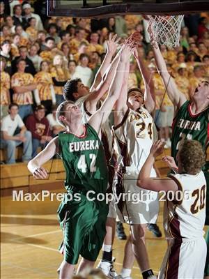 Thumbnail 2 in Eureka @ Las Lomas (Section Playoffs) photogallery.