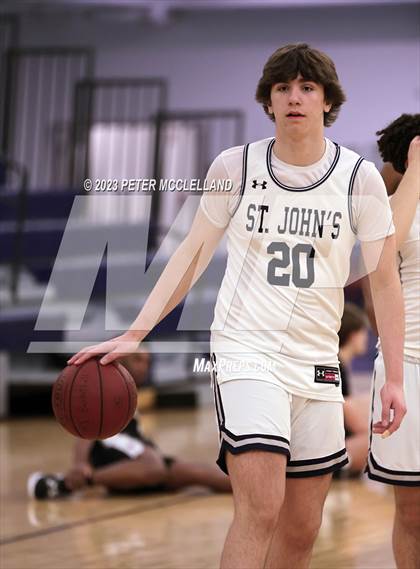 Thumbnail 1 in Cambridge Rindge & Latin vs St. John's Prep (MIAA Division 1 Preliminary Round) photogallery.