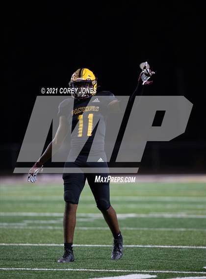 Thumbnail 2 in Westside vs Perry photogallery.