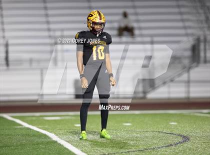 Thumbnail 3 in Westside vs Perry photogallery.