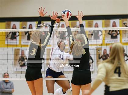 Thumbnail 1 in Allen @ Plano East photogallery.