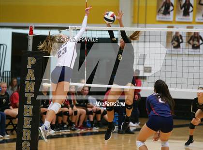 Thumbnail 2 in Allen @ Plano East photogallery.