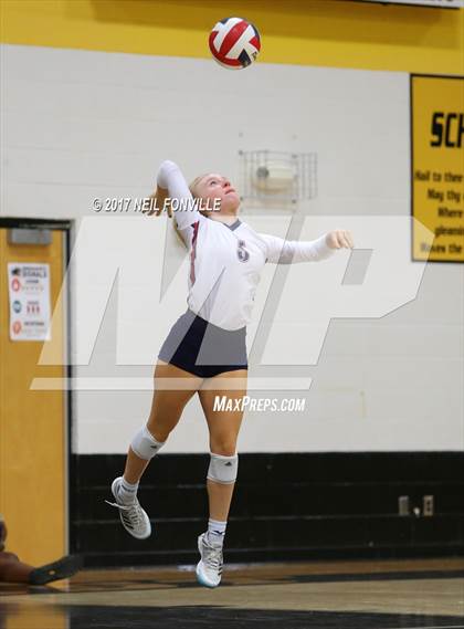Thumbnail 3 in Allen @ Plano East photogallery.