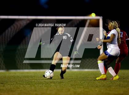 Thumbnail 3 in Bishop Grimes vs Fabius Pompey photogallery.