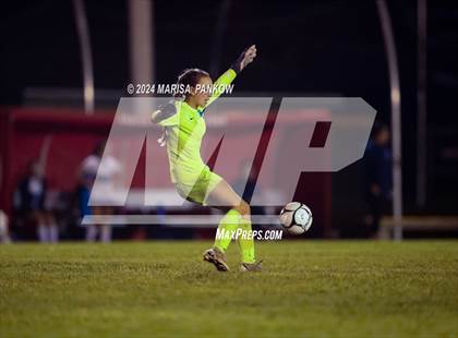 Thumbnail 1 in Bishop Grimes vs Fabius Pompey photogallery.