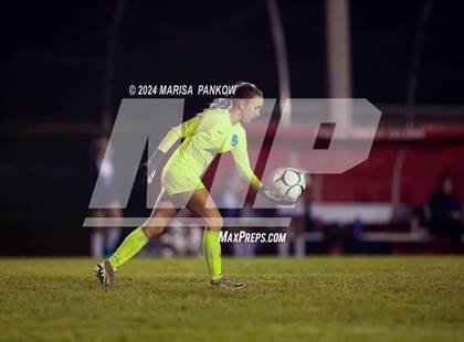 Thumbnail 3 in Bishop Grimes vs Fabius Pompey photogallery.