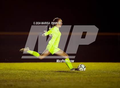 Thumbnail 3 in Bishop Grimes vs Fabius Pompey photogallery.