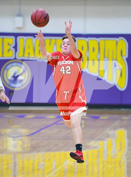 Thumbnail 2 in Mesa vs. Tucson High Magnet School photogallery.