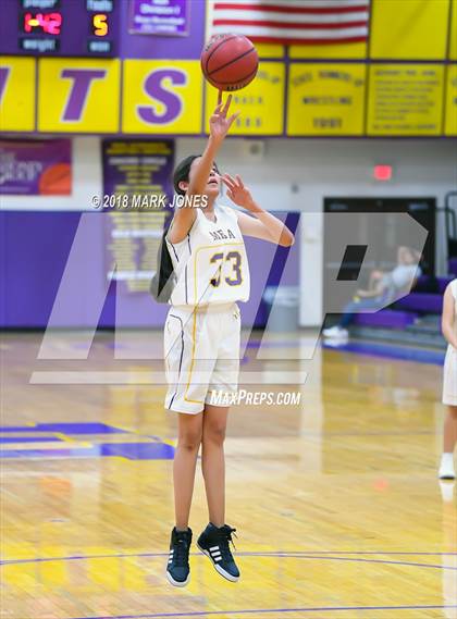 Thumbnail 2 in Mesa vs. Tucson High Magnet School photogallery.
