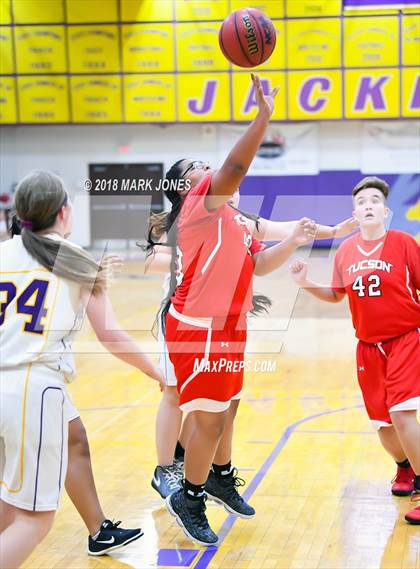 Thumbnail 2 in Mesa vs. Tucson High Magnet School photogallery.