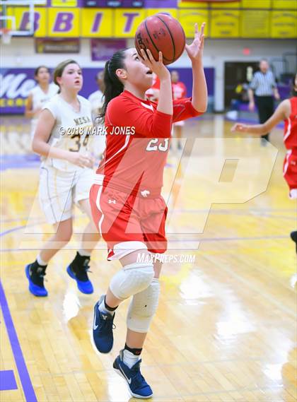 Thumbnail 3 in Mesa vs. Tucson High Magnet School photogallery.